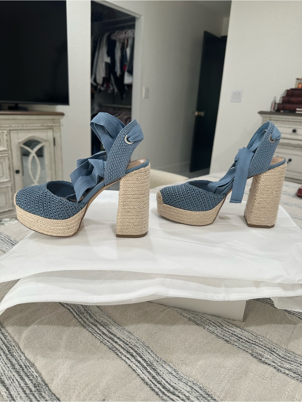 Steve Madden Woven Espadrilles - Picture 6 of 9